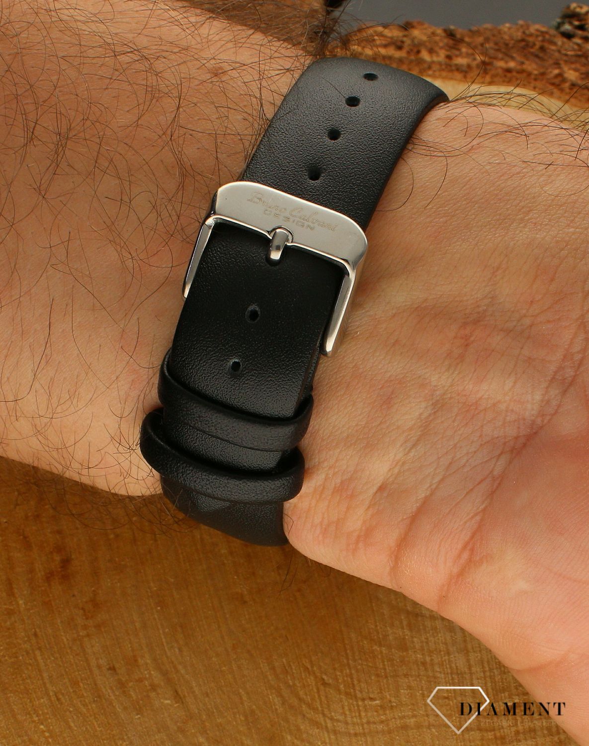 Zegarek męski Bruno Calvani na czarnym pasku z indeksami BC1019 SILVER. Męski zegarek klasyczny. Zegarek męski na pasku. Zegarek męski z wyraźną tarczą. Zegarek męski na pasku na prezent (2).jpg